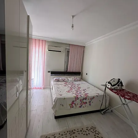Apartment Konyaalti Guersu Denize Sifir Sahilde Full Esyali Lueks *