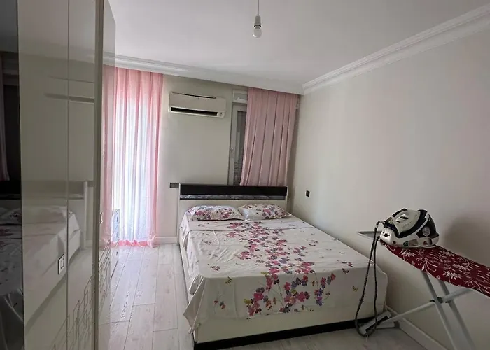 Apartman Konyaalti Guersu Denize Sifir Sahilde Full Esyali Lueks *
