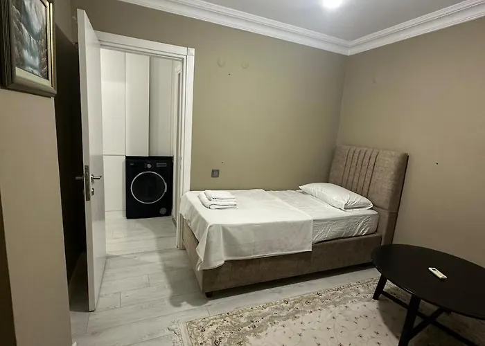 Konyaalti Guersu Denize Sifir Sahilde Full Esyali Lueks