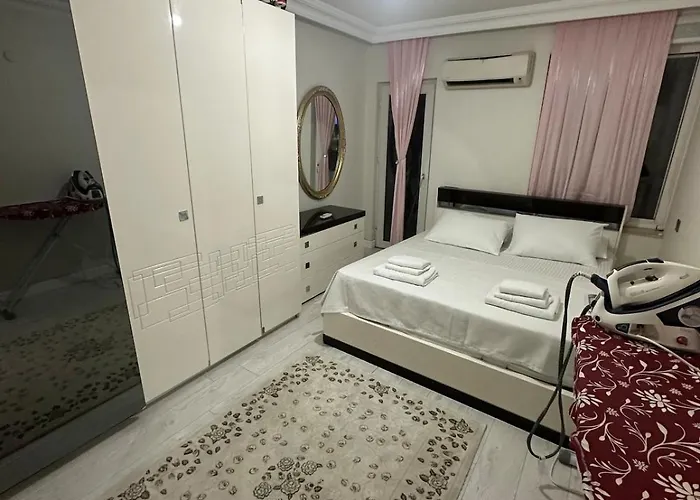 Konyaalti Guersu Denize Sifir Sahilde Full Esyali Lueks Apartment *